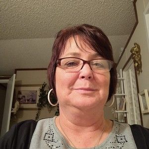 Meet your Posher, Vivian